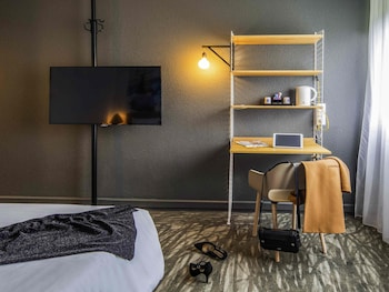 Classic Room, 1 Queen Bed with Sofa bed