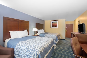 Room, 2 Queen Beds, Accessible, Non Smoking (Mobility Accessible)