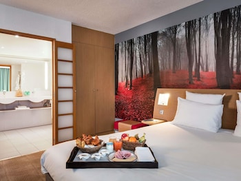 Suite, 1 Double Bed with Sofa bed
