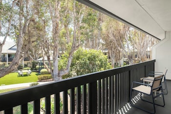 Suite, 1 Bedroom, Balcony
