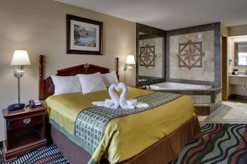 Superior King Bed Smoking (Ground Level)