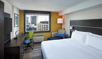 Standard Room, 1 Queen Bed, Accessible (Communications Accessible)