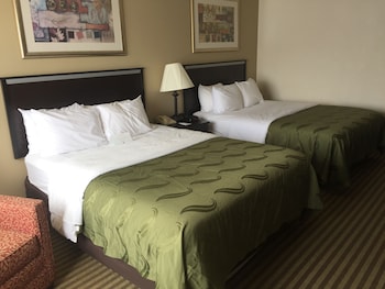 Standard Room, 2 Queen Beds, Non Smoking