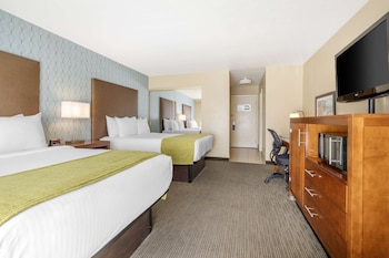 Standard Room, 2 Queen Beds, Non Smoking, Refrigerator & Microwave