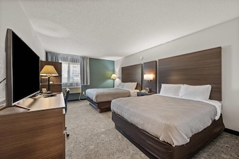 2 Queen Beds, Accessible, Microwave, Refrigerator, Tub, Non Smoking.