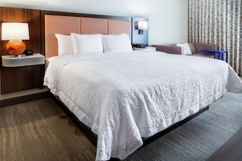 Room, 1 King Bed (Study)