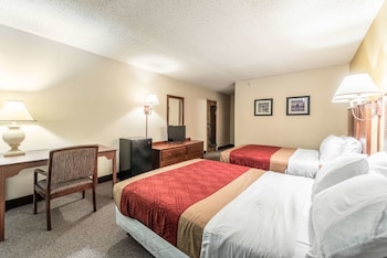 Standard Room, 2 Queen Beds, Non Smoking