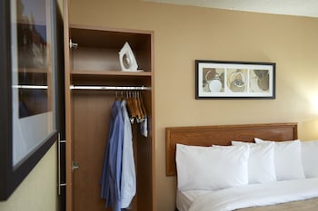 Standard Room, 2 Queen Beds, Second Floor