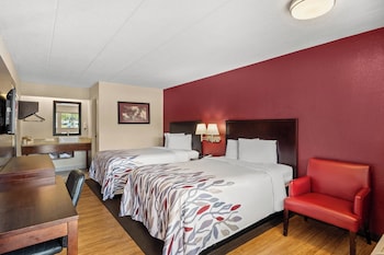 Deluxe Room, 2 Double Beds (Smoke Free)