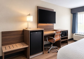 Standard Room, 1 King Bed