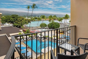 Room, 1 King Bed with Sofa bed, Ocean View (Balcony)