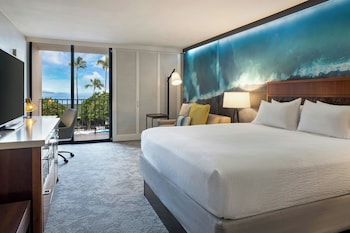 Room, 1 King Bed with Sofa bed, Balcony (Oceanfront)