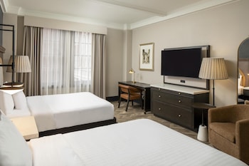 Suite, Multiple Beds