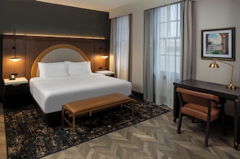 One king bed non smoking