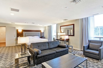 Suite, 1 King Bed with Sofa bed, Kitchen