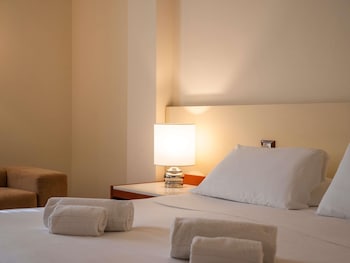 Classic Triple Room (or 1 Double Bed and 1 Single Bed)
