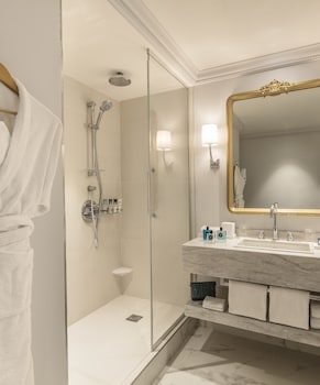 Room, 2 Twin Beds (View)