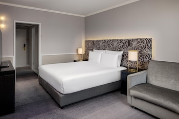 Superior Room, 1 King Bed with Sofa bed, Corner (with Sofa)