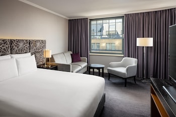 Superior Room, 1 King Bed with Sofa bed, Corner (with Sofa)