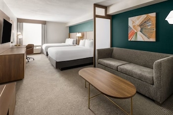 Suite, 2 Queen Beds