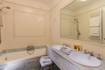 Classic Single Room