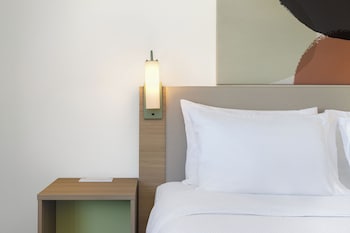 Room, 1 King Bed, Accessible, Bathtub (Mobility)