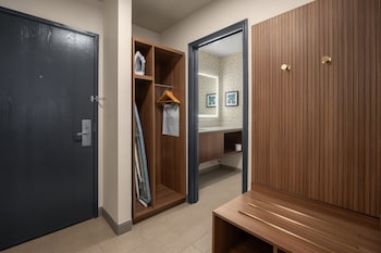Standard Room, 2 Queen Beds