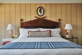 Room, 1 King Bed, Accessible (Hearing)