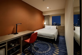 17th-24th Semi-Double Room, Non Smoking