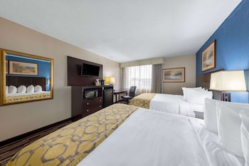 Room, 2 Queen Beds, Accessible, Non Smoking (Bathtub w/ Grab Bars)