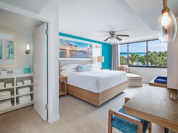 One Bedroom Partial Ocean View Condo One King Bed