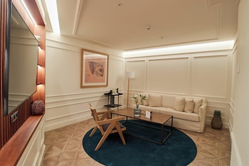 Suite (Homey)