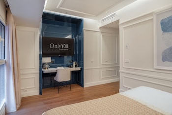 Double Room Single Use (Interior Single Use)