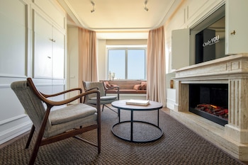Presidential Suite
