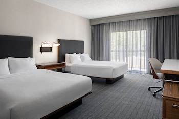Standard Room, 2 Queen Beds