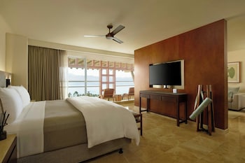 Heavenly Panoramic, Suite, 1 King, Sofa bed, Ocean view