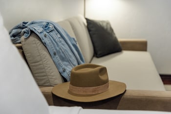 Room, Multiple Beds, Accessible (Premier Double Queen - Accessible Wal)