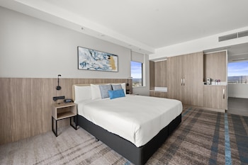 Premium Room, 1 King Bed, Ocean View