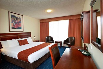 Standard Room, 1 Queen Bed