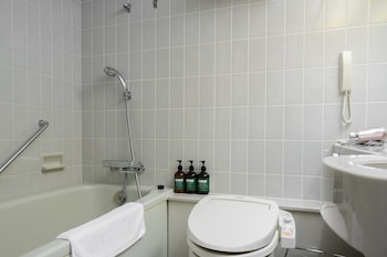 Standard Room, 2 Twin Beds (Up to 3 Persons)