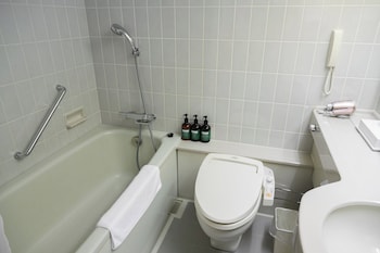 Standard Room, 2 Twin Beds (Near Elevator)