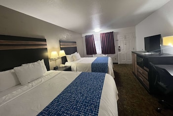 Room, 2 Queen Beds, Non Smoking