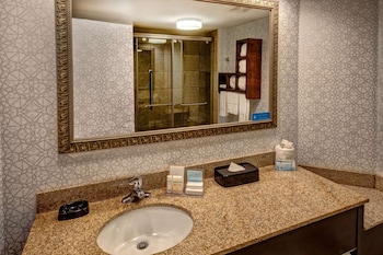 Deluxe Room, 1 King Bed, Non Smoking
