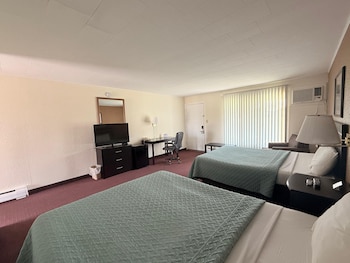 Room, 2 Queen Beds, Smoking