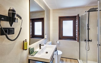 Classic Twin Room