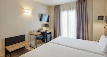 Classic Twin Room