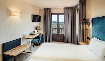 Classic Twin Room (Exterior)