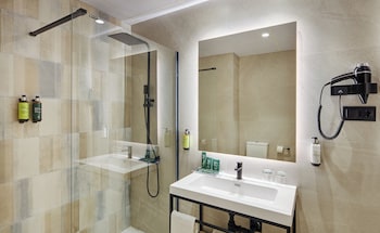 Classic Twin Room (Exterior)