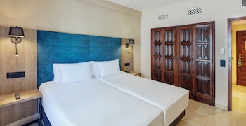 Classic Twin Room