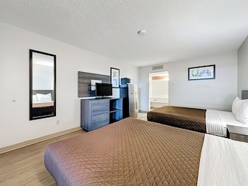 Deluxe Room, 2 Double Beds, Non Smoking